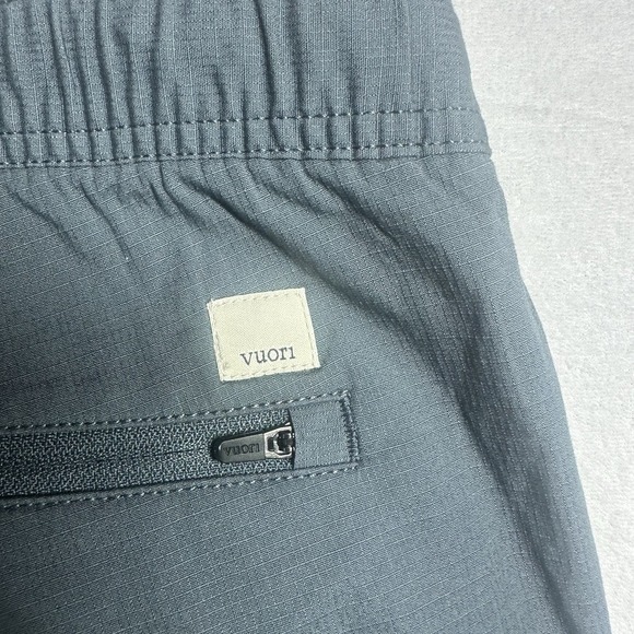 Vuori Ripstop Pants Men's XL Graphite Gray Drawstring Tapered Hiking  Jogger - Picture 12 of 13